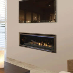 Jade 32" Direct Vent Fireplace | Majestic