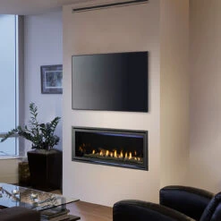 Jade 32" Direct Vent Fireplace | Majestic -Fireplace Shop 3 24938.1663163686