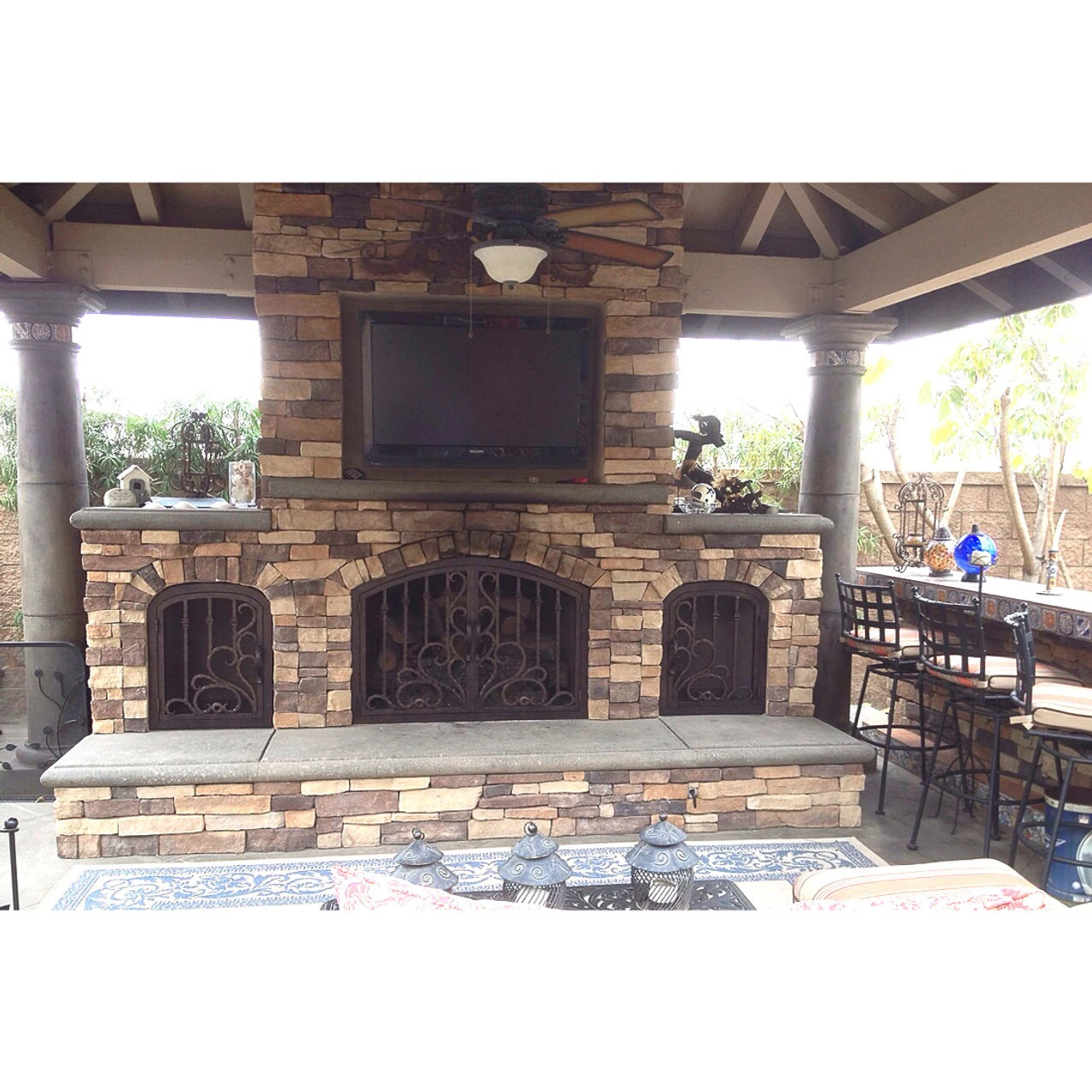 Arcadia Arched Fireplace Door - Wrought Iron 4 Arcadia Arched Fireplace Door - Wrought Iron - Image 4