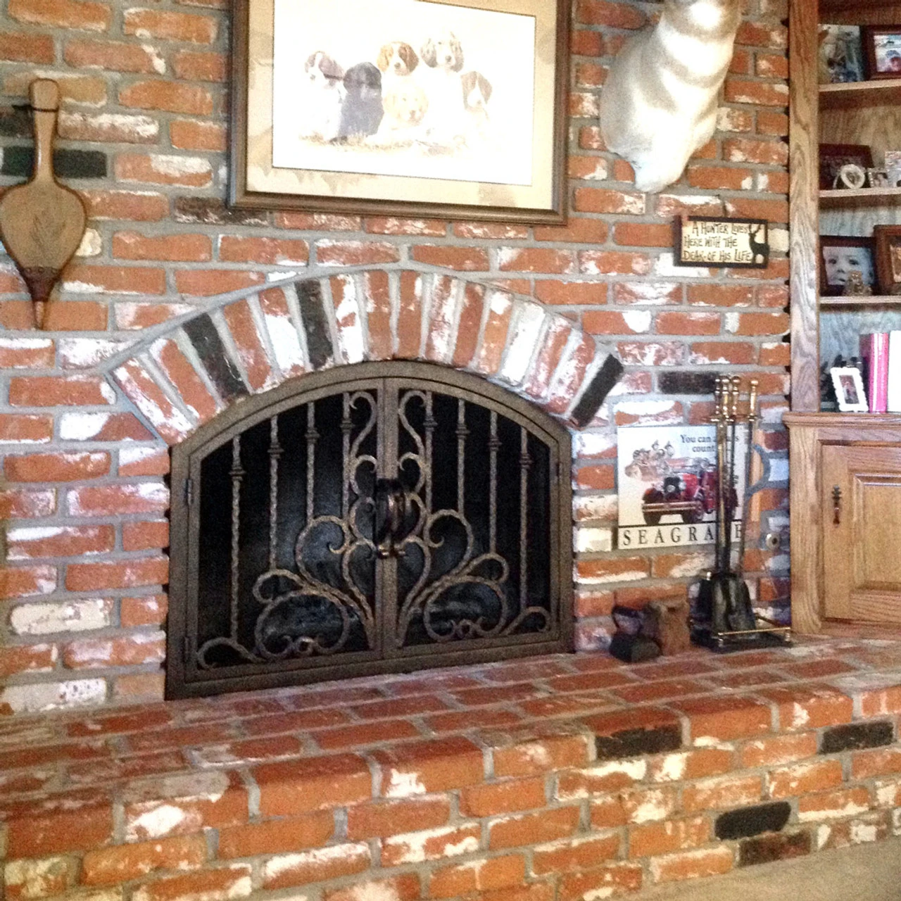 Arcadia Arched Fireplace Door - Wrought Iron 2 Arcadia Arched Fireplace Door - Wrought Iron - Image 2